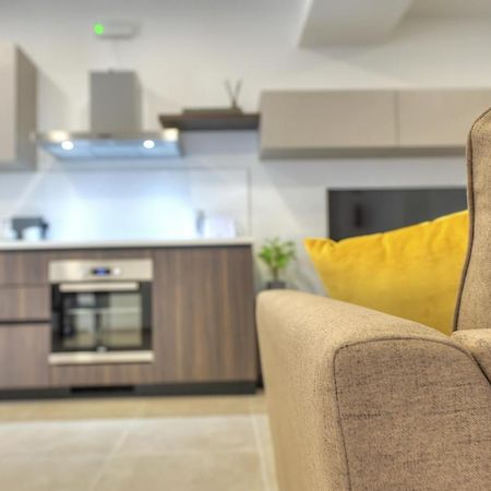 Brand New And Tastefully Furnished 2 Bedroom Apartment Ddif1-2 Gzira Exterior foto